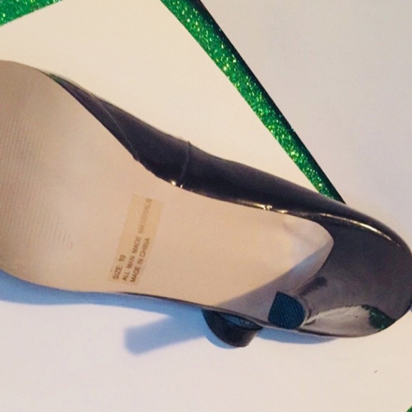 10 Burgundy Open Toe Mary Jane Platform - Picture 4 of 4